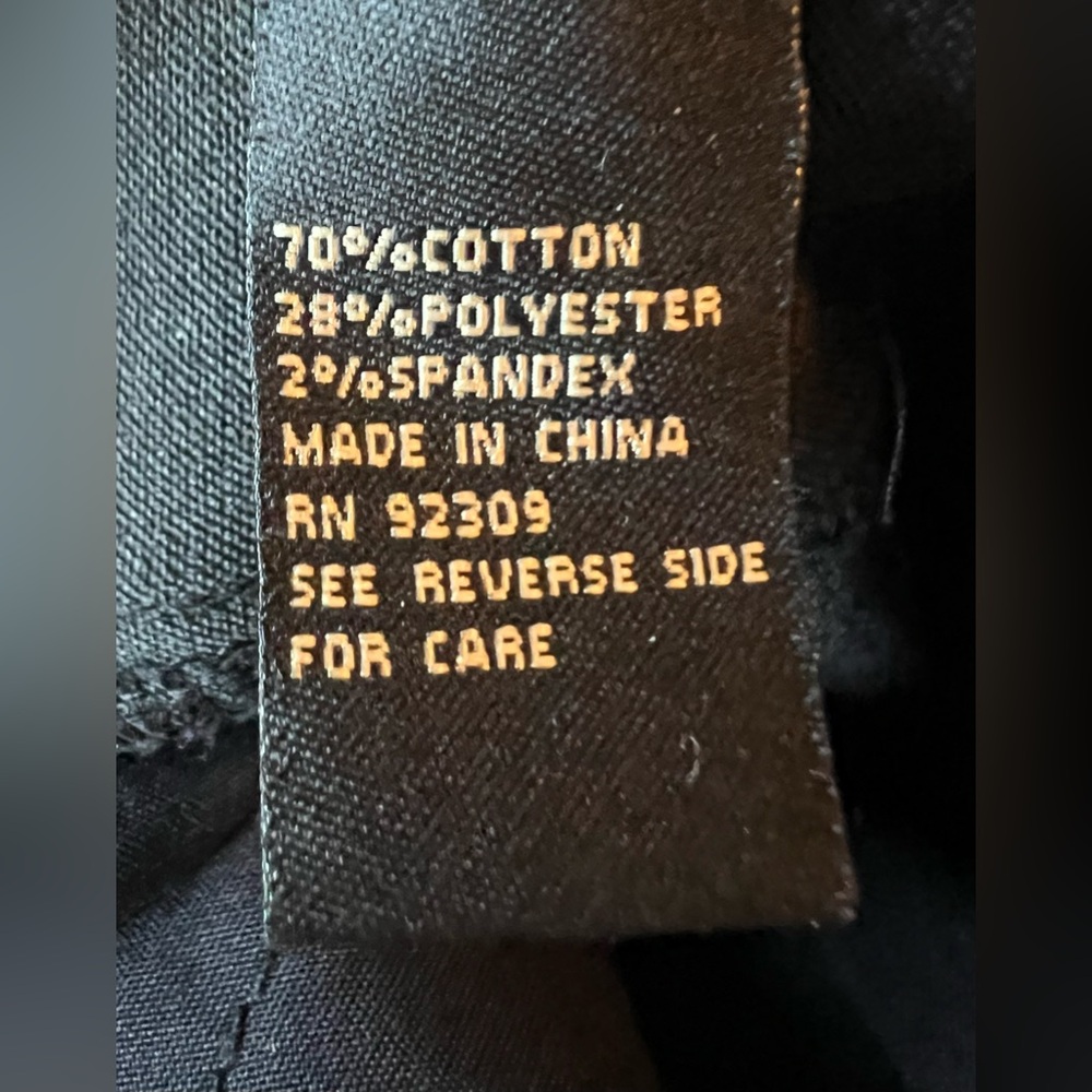 DG2 - NWT - 18PW - BLACK - Straight STRETCHY Jeans - Picture 7 of 10
